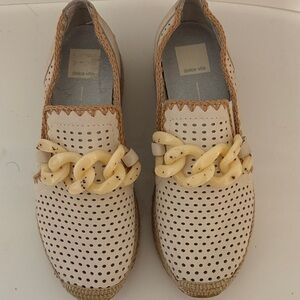 Dolce Vita Cream sporty Espadrilles with Chain Accent, leather